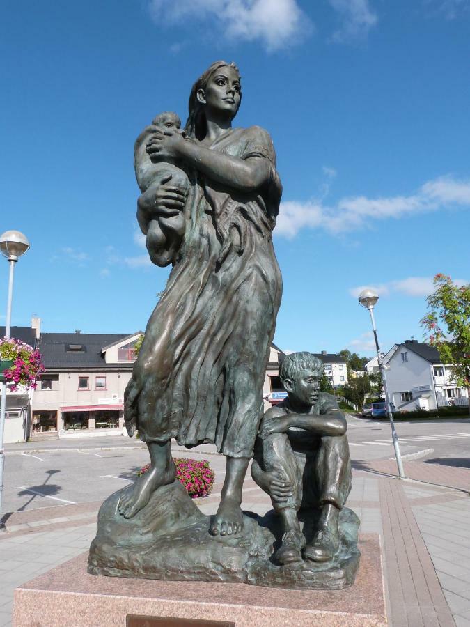 Kirkenes Hotell エクステリア 写真